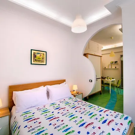 ゲストハウス Casa Evelina サンタニェッロ